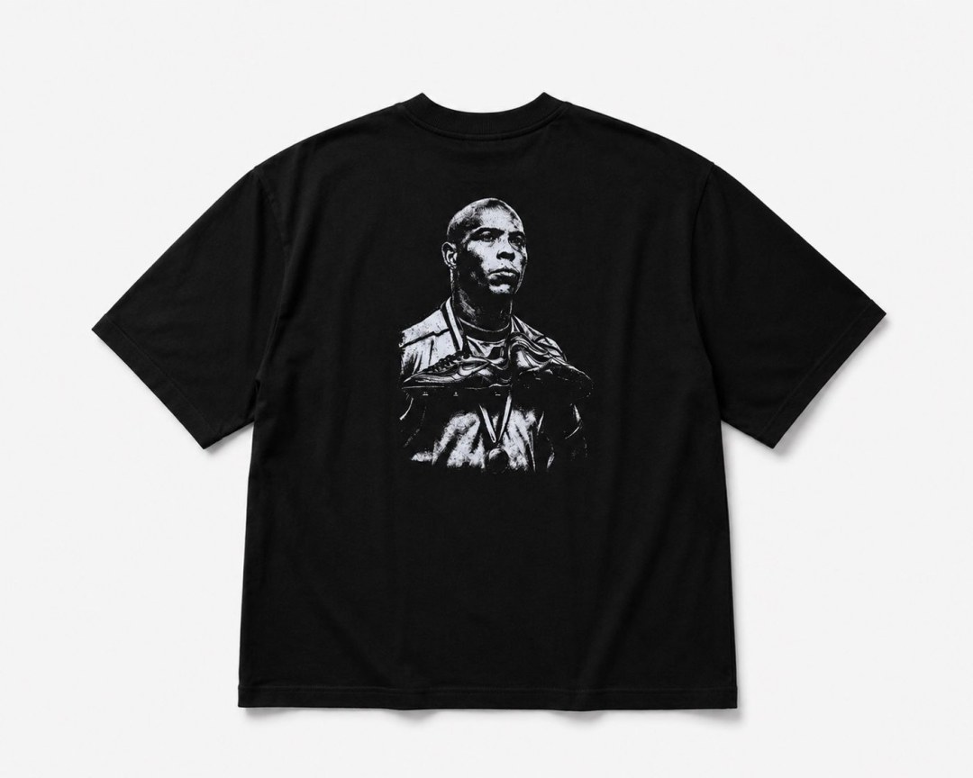 Camiseta oversized Ronaldo fenômeno preta 
